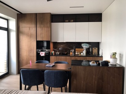 Шпонированный стеновые панели