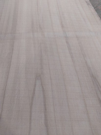 Доска столярная. Бук полуобрезной. Длина 2-3,2 м, толщина 50 мм