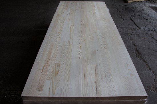 Ступени для лестницы. Дерево: сосна. Сорт: АА. Размер: 40*300*1200