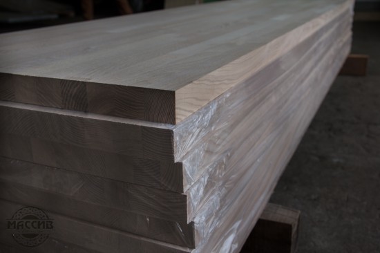 Ступень для лестницы ясень сращенный 40*600*1200 АВ