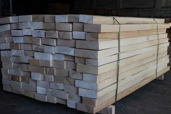 Доска столярная. Ясень. Длина 2-3,2 м, толщина 30 мм