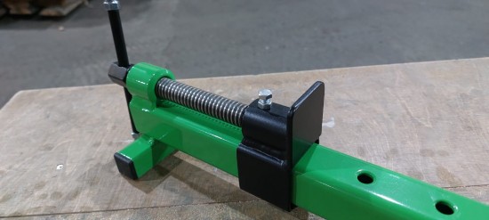 ВАЙМА 2Х СТОРОННЯЯ С ШИРИНОЙ ЗАЖИМА 1250 мм ПОЛИМЕРНОЕ ПОКРЫТИЕ